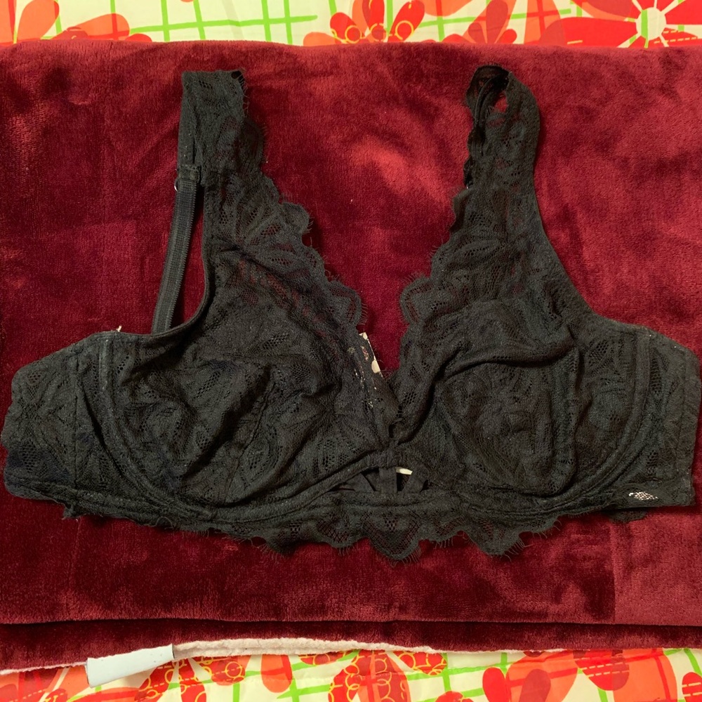 VS Pink bralette